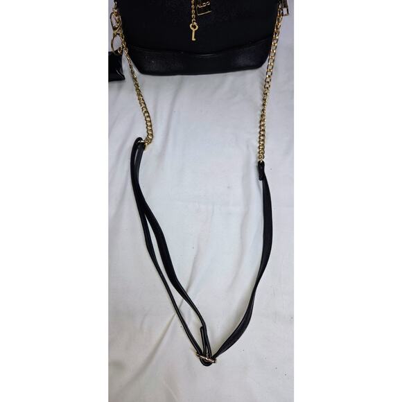 ALDO Black Dome Crossbody Purse Gold Chain Strap Lock & Key Charm - Picture 7 of 7